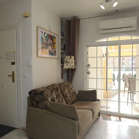 Duquesa - At Locos Apartment *