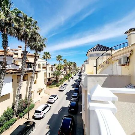 Los Locos Beach Apartment Апартаменты *