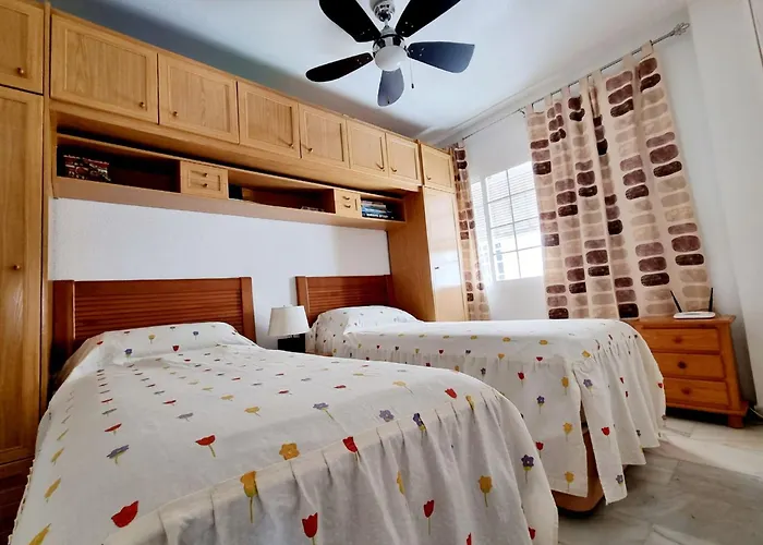 Los Locos Beach Apartment Апартаменты